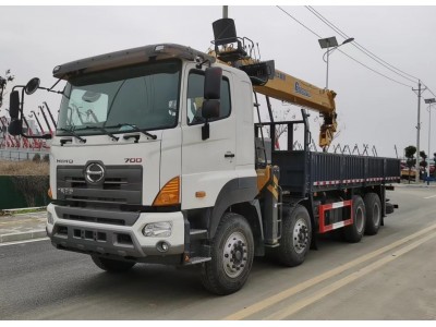 Кран-манипулятор XCMG SQS 350-5 на базе HINO 700