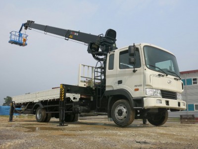 Кран-манипулятор Hiab 160T на базе HYUNDAI HD120