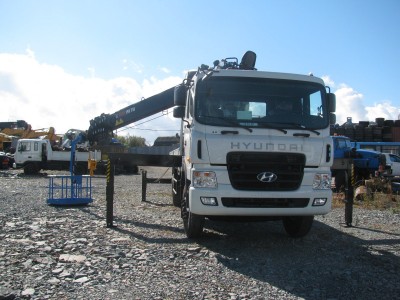 Кран-манипулятор Hiab 190T на базе HYUNDAI HD170