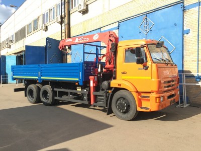 Кран-манипулятор Unic UR-V504 на базе КАМАЗ-65115